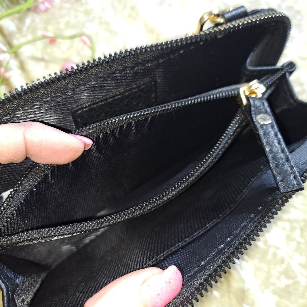 Mona-b Convertible Wallet - Picture 7 of 7